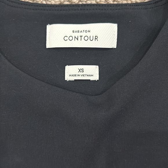 Aritzia black long sleeve - Picture 2 of 5